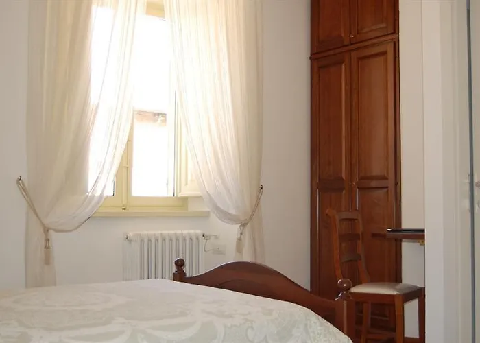 Domus Guest house 3*